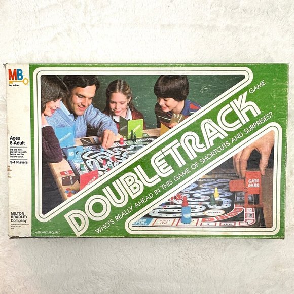 Vintage 1981 Doubletrack Board Game Milton Bradley 100% Complete - Picture 3 of 12
